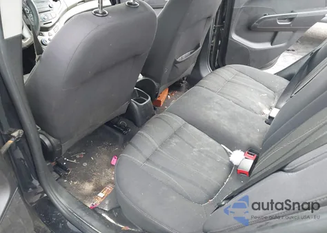 2015 Chevrolet Sonic Lt Auto z USA, uszkodzony, nr VIN 1G1JC5SHXF4131748